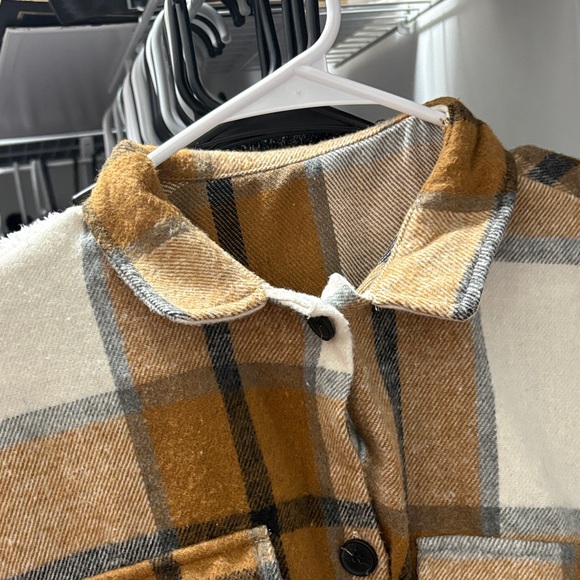 Plaid Tan and Cream Women's Jacket - Picture 6 of 6